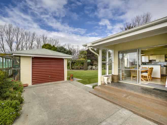 39 Farndon Road, Clive