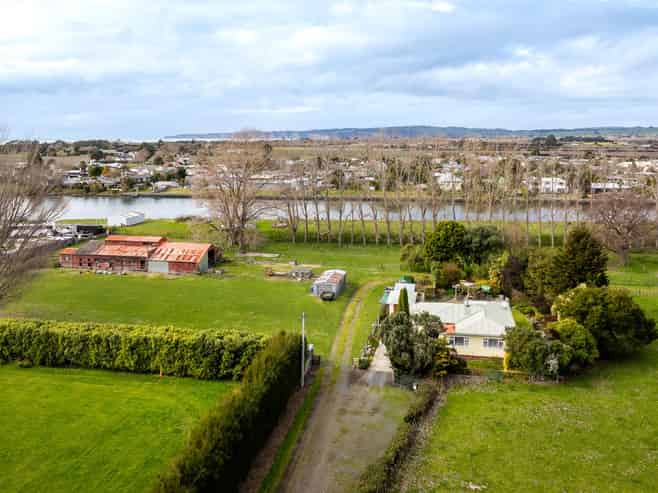 39 Farndon Road, Clive