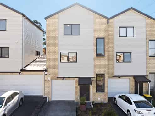 62/172 Mcleod Road, Te Atatu South