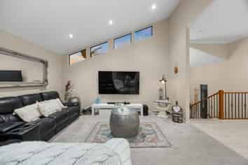 63 San Valentino Drive, Henderson Valley
