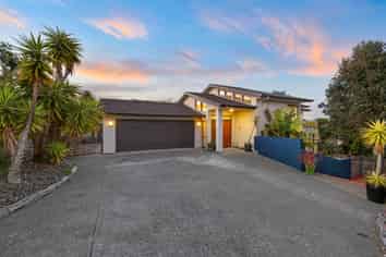 63 San Valentino Drive, Henderson Valley