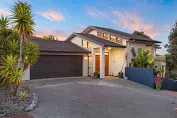 63 San Valentino Drive, Henderson Valley