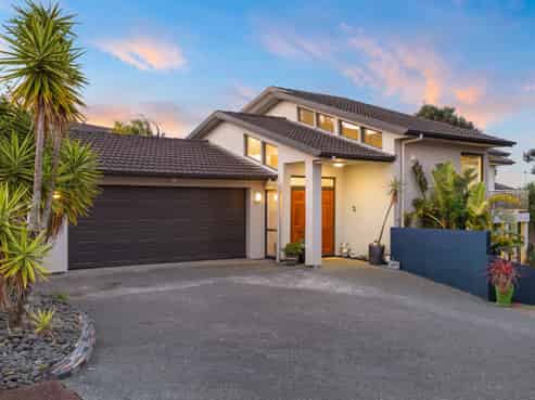 63 San Valentino Drive, Henderson Valley