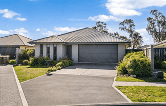 8 Chesney Drive, Rolleston