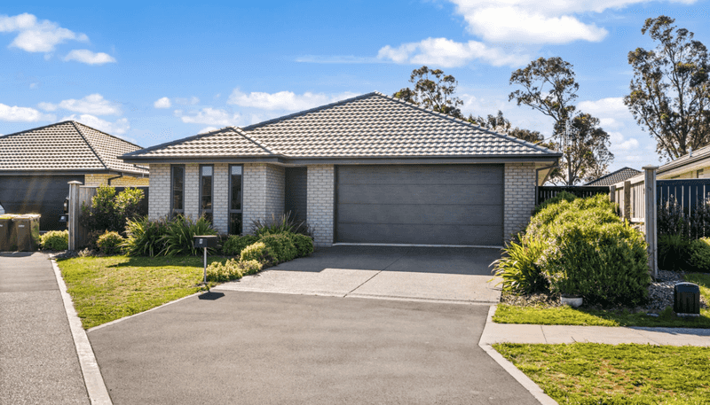 8 Chesney Drive, Rolleston