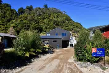 4 Horncastle Crescent, Little Wanganui