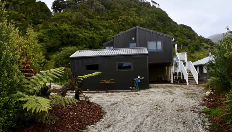 4 Horncastle Crescent, Little Wanganui