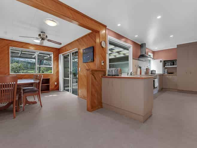 6 Lavery Place, Sunnynook