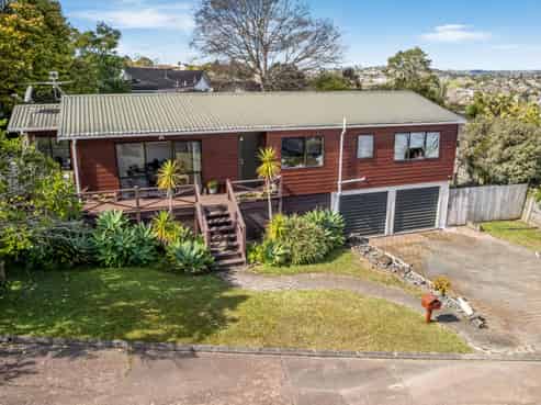 5 San Bernadino Drive, Henderson