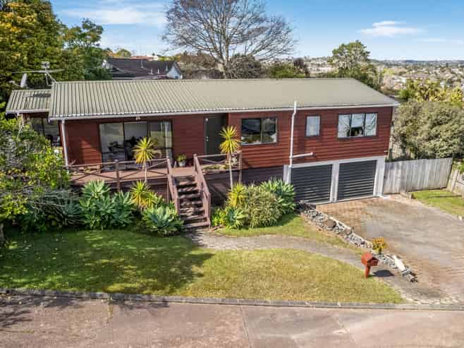 5 San Bernadino Drive, Henderson