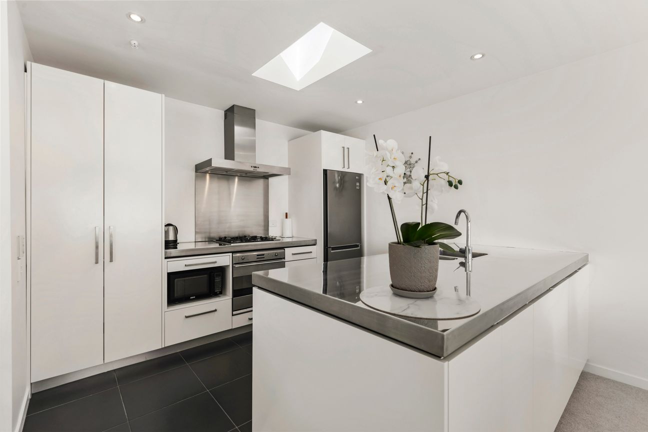LOW MAINTENANCE LIVING IN A PREMIUM LOCATION - Ansicht 6