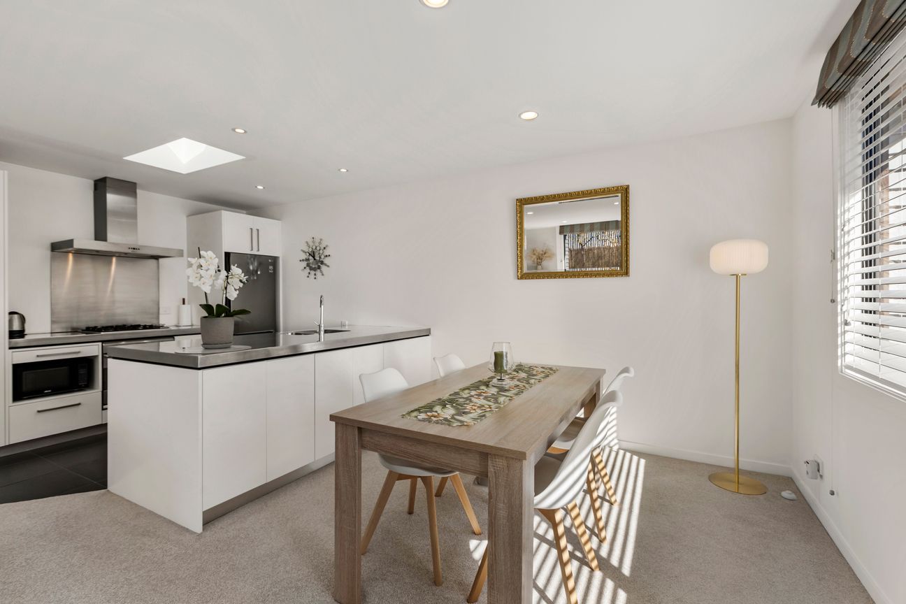 LOW MAINTENANCE LIVING IN A PREMIUM LOCATION - Ansicht 5