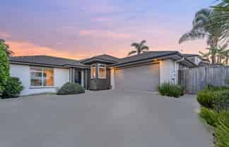19 Savina Court, Flat Bush
