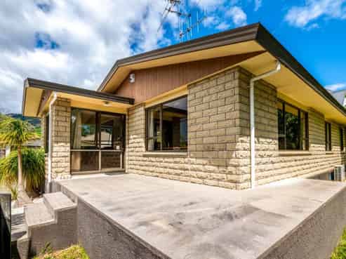 6 Hunter Avenue, Richmond