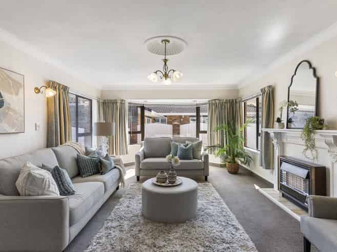 3 Comeskey Grove, Elderslea