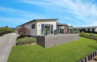 15A Goble Road, Clarks Beach