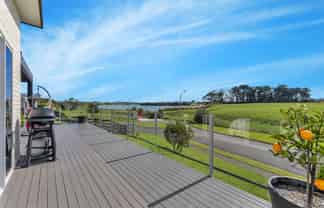 15A Goble Road, Clarks Beach