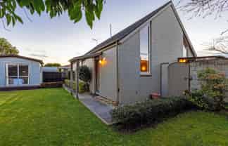 42B Delaware Crescent, Russley