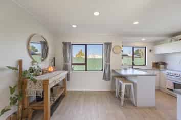 43A Tait Drive, Greenmeadows