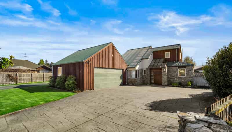 107 Pages Road, Allenton