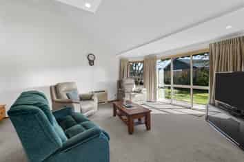 107 Pages Road, Allenton