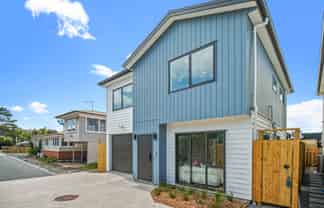 72D Godley Road, Green Bay