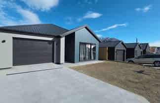 9 Shelduck Road, Jacks Point