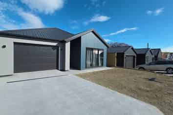 9 Shelduck Road, Jacks Point