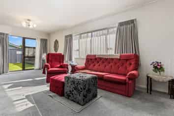 2/377 Blockhouse Bay Road, Blockhouse Bay