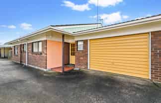 2/377 Blockhouse Bay Road, Blockhouse Bay