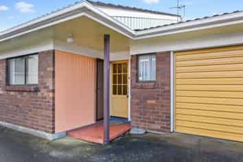 2/377 Blockhouse Bay Road, Blockhouse Bay