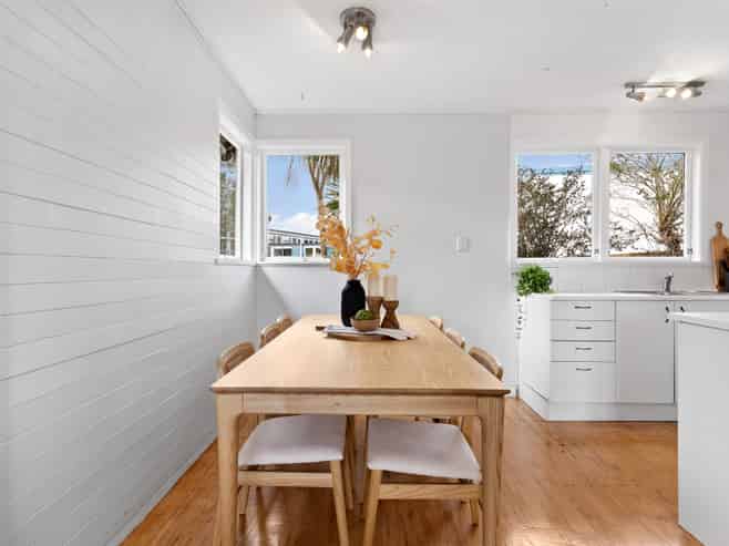 6 Gilpin Place, Beach Haven