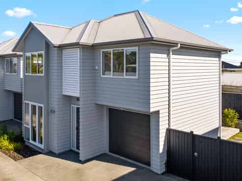 13D Teal Crescent, Beach Haven