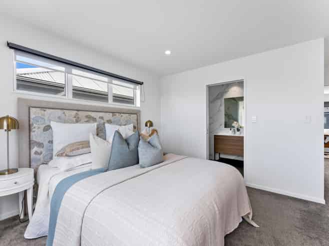 13D Teal Crescent, Beach Haven