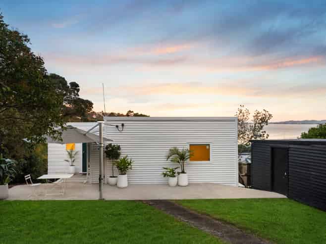 42 Neptune Avenue, Beach Haven