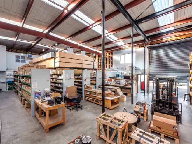 Road Front Industrial Unit – 542sqm