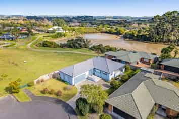 89 Elsie Drive, Waiuku