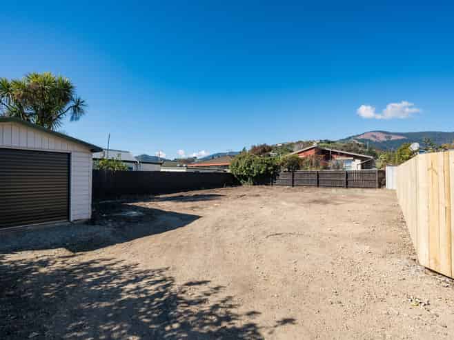 3/3 Mules Street, Stoke
