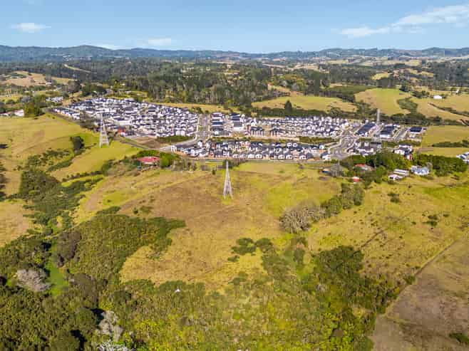 23 Red Hills Road, Massey