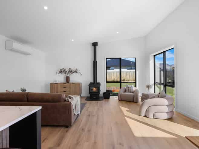 3 Tahi Street, Wanaka