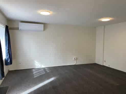 2/11 Rotoiti Street, Johnsonville