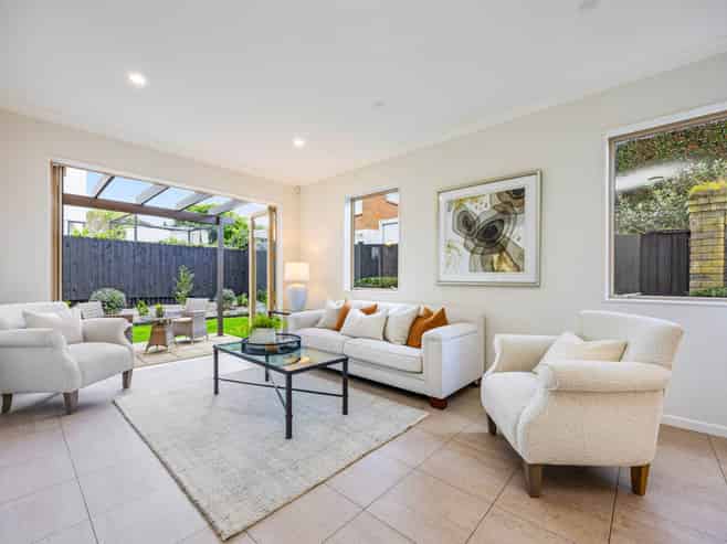 119B The Drive, Epsom