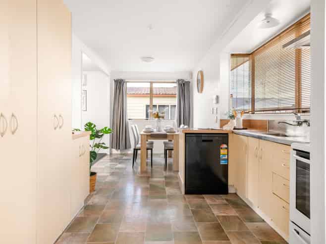 5A Dowding Street, Melville