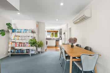 28 Evesham Crescent, Spreydon