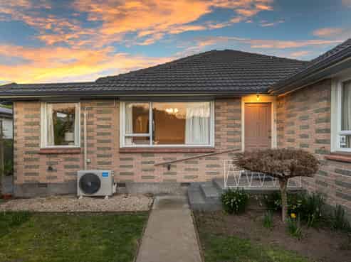 1/14 Farquhars Road, Redwood