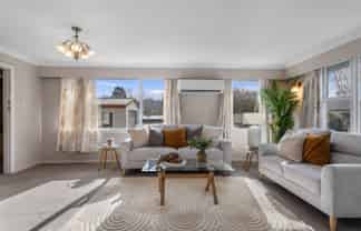 1/14 Farquhars Road, Redwood