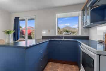 1/14 Farquhars Road, Redwood