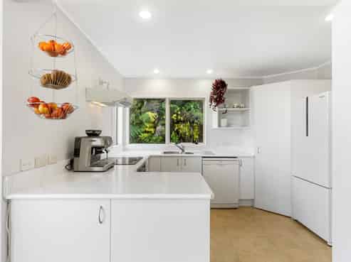 2/32 Church Street, Northcote Point