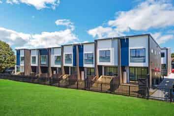 3,11,14,1/17 Barneys Farm Road, Clendon Park