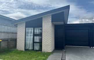 142 Te Manatu Drive, Huntington